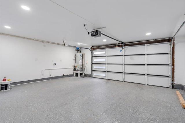 3161 Skipper St, San Diego CA: https://media.crmls.org/mediaz/38d11462-9adf-466c-bccb-6a96bbbb30f5.jpg