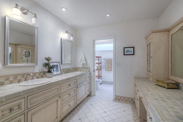 Primary Bath/Spa