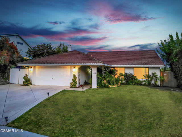 3118 Big Sky Drive, Thousand Oaks CA: https://media.crmls.org/mediaz/38d371ab-e499-45ba-8ebc-26fef343ccd6.jpg