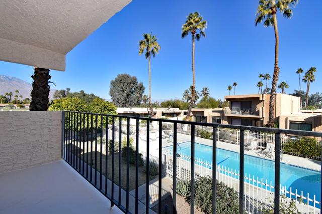 2217 Los Patos Drive, Palm Springs CA: https://media.crmls.org/mediaz/38d37d2f-f774-49c9-ab3f-7b3d8cf1f83a.jpg