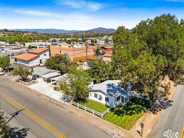 Detail Gallery Image 2 of 64 For 549 D St., Ramona,  CA 92065 - 6 Beds | 3 Baths