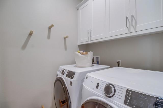 2304 Trevi Cir, Chula Vista CA: https://media.crmls.org/mediaz/38d4ca70-8634-42a0-a7d8-44da44097dfe.jpg