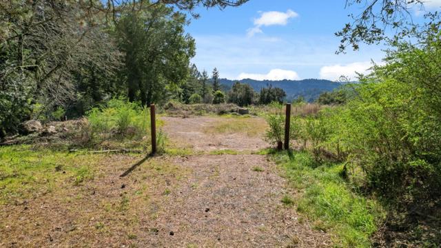 22981 Highway 17, Los Gatos CA: https://media.crmls.org/mediaz/38d4e432-01a3-4ec2-9c9c-ae014b0458f4.jpg