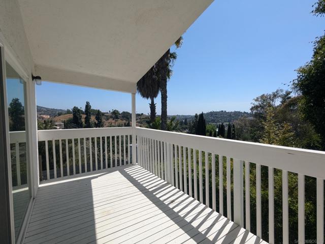 9347 Kahlua Way, Spring Valley CA: https://media.crmls.org/mediaz/38d5fb77-df51-44a9-a4aa-c843b6e5dac4.jpg