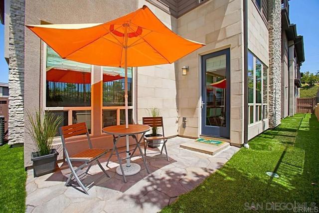 2617 Aperture Circle, San Diego CA: https://media.crmls.org/mediaz/38d7ace8-110f-429e-bd7b-713b0b7ee648.jpg