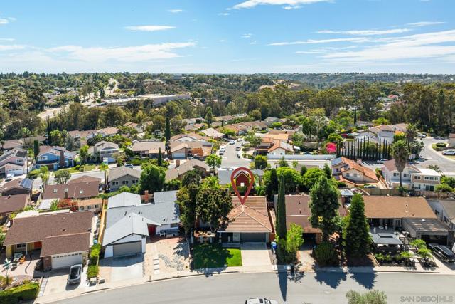 10437 Hermanos Rd, San Diego CA: https://media.crmls.org/mediaz/38d8be8d-9a0e-43da-871d-e3977cd61924.jpg