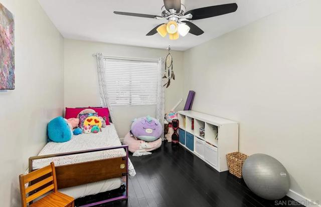 4810 Baylor Dr, San Diego CA: https://media.crmls.org/mediaz/38d8eb02-bab9-4eb1-b58f-3daf8d73ed72.jpg