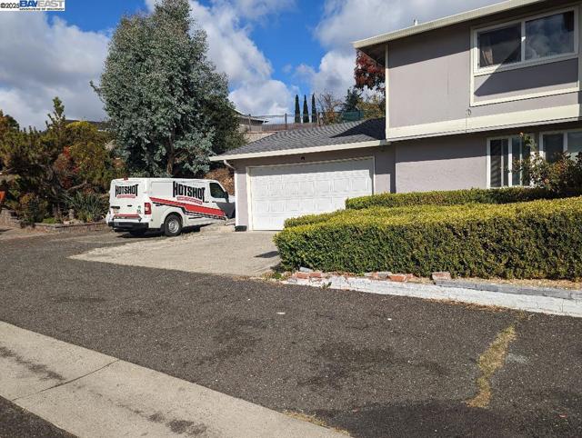 208 Appian Way, Union City CA: https://media.crmls.org/mediaz/38d90ff8-d7d8-4279-9427-f49177ade348.jpg