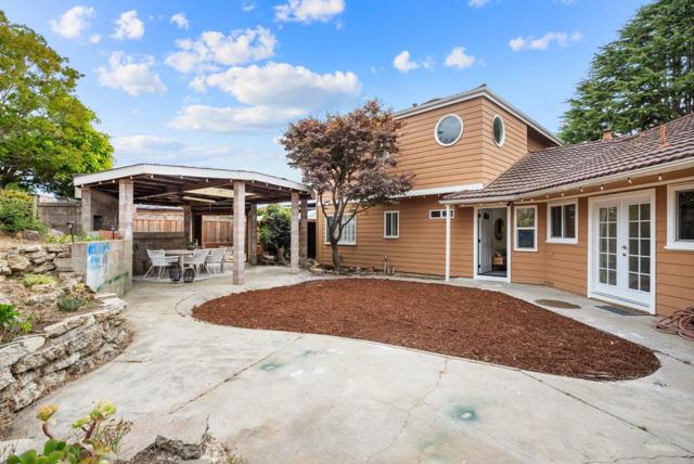 3375 East Avenue, Hayward CA: https://media.crmls.org/mediaz/38d94c89-22ca-4071-846d-680122698367.jpg