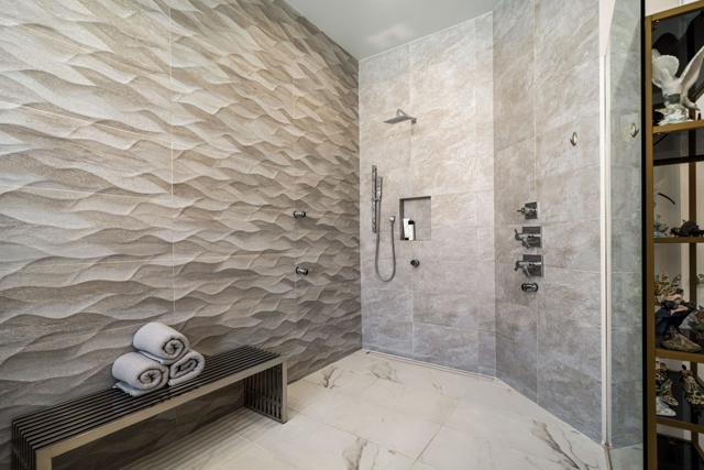 14 Stephen Terrace, Rancho Mirage CA: https://media.crmls.org/mediaz/38da5ef0-b4c3-4f00-8ec3-21c3b2687233.jpg