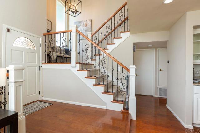 10667 Viacha Dr, Tierrasanta CA: https://media.crmls.org/mediaz/38db6c2d-65f5-45a4-ba6a-fbbc75406efe.jpg