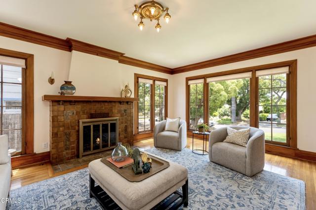 Detail Gallery Image 5 of 71 For 5218 Mount Royal Dr, Los Angeles,  CA 90041 - 5 Beds | 3 Baths