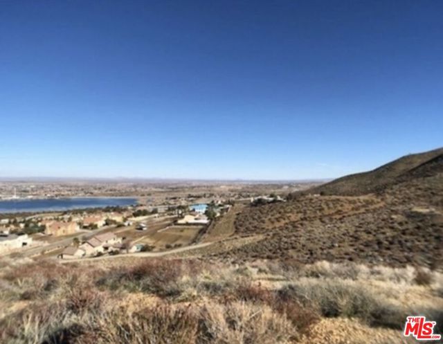 0 Lakeview Drive, Palmdale CA: https://media.crmls.org/mediaz/38dcfd2d-1f64-430b-a6bc-4ba2e56c38b1.jpg
