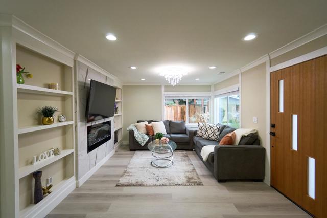 470 Holly Way, Milpitas CA: https://media.crmls.org/mediaz/38dd1ee7-dafe-4ad3-a084-06f17e7f68b0.jpg