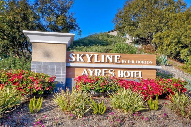2211 Solara Lane, Vista CA: https://media.crmls.org/mediaz/38dd24b1-a948-4d40-b025-e6ca476bff40.jpg