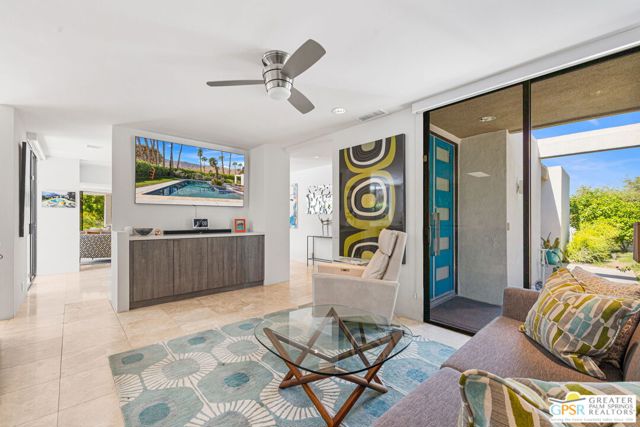 2653 S Calle Palo Fierro, Palm Springs, CA 92264