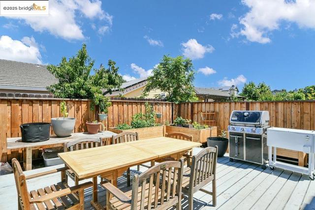 5153 MANIAGO WAY, Antioch CA: https://media.crmls.org/mediaz/38de0115-16cc-4f7c-a131-ca6d7254f77a.jpg