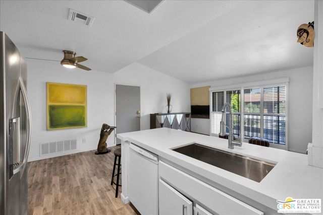 Image 15 of 64 For 31200 Landau Boulevard 1608