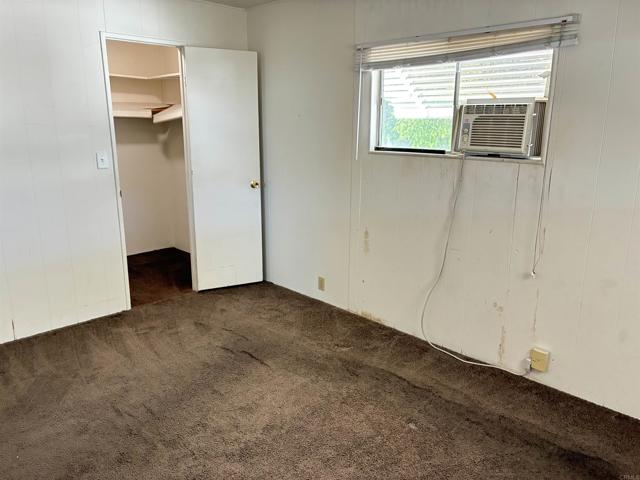 718 Sycamore Avenue, Vista CA: https://media.crmls.org/mediaz/38df08d1-7c41-4de6-bf3a-a28118eb3d18.jpg