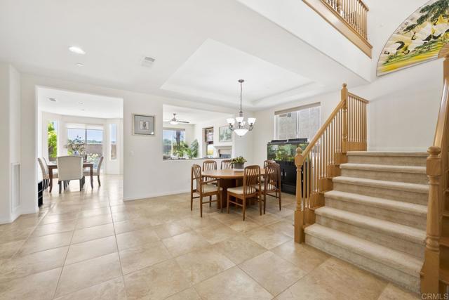 10511 Monterey Ridge Drive, San Diego CA: https://media.crmls.org/mediaz/38df1705-aa3d-4021-b57f-0b0a272f7f47.jpg