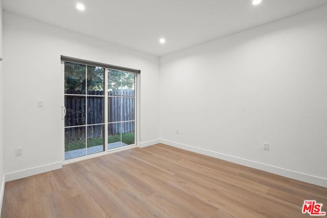 1331 N June Street, Los Angeles CA: https://media.crmls.org/mediaz/38df560c-c19f-4edb-8342-72a040bed27d.jpg