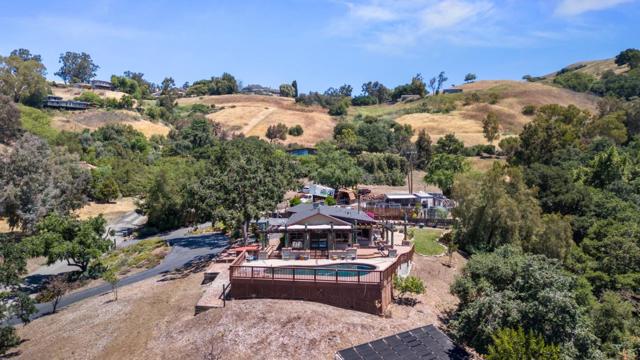 15946 Camino Vista Way, San Jose CA: https://media.crmls.org/mediaz/38df7648-5d02-477b-a1ab-d7ce93acf847.jpg
