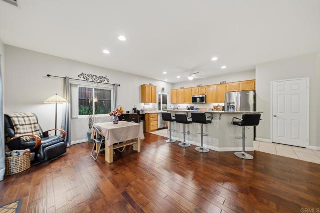 Detail Gallery Image 5 of 49 For 3146 Willow Tree Ln, Escondido,  CA 92027 - 3 Beds | 2 Baths