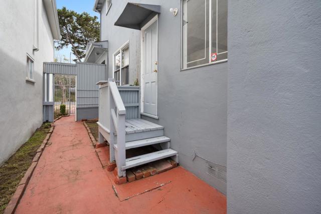 58 N Mayfair Avenue, Daly City CA: https://media.crmls.org/mediaz/38e2ae9a-c707-41c5-9e56-7be3fb9d3111.jpg