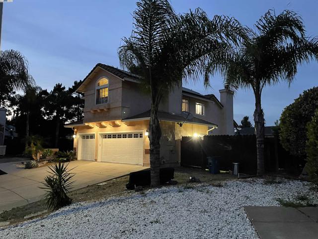 639 Eaker Ct, Antioch CA: https://media.crmls.org/mediaz/38e2bacb-9477-4cc9-aeb4-3ac9727750ca.jpg