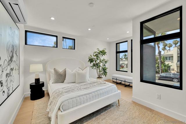 Image 15 of 32 For 1073 Opal Street