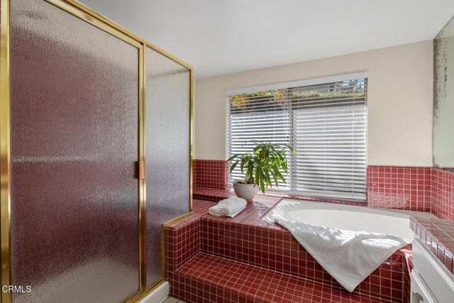 Detail Gallery Image 24 of 39 For 286 Golden Fern Ct, Simi Valley,  CA 93065 - 4 Beds | 2 Baths