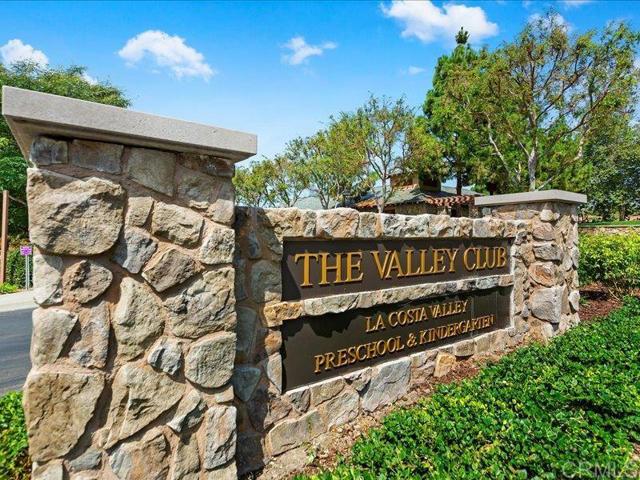2381 Avenida Helecho, Carlsbad CA: https://media.crmls.org/mediaz/38e559fc-2233-4d82-8aac-0b693b1d7ee9.jpg