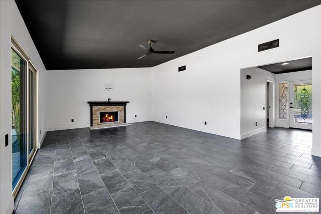 3190 E Loma Vista Circle, Palm Springs, CA 92264