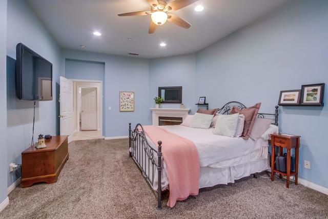 1495 Meredith Road, Fallbrook CA: https://media.crmls.org/mediaz/38e5bfa2-6584-45fd-903f-72f307be8489.jpg