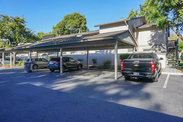 4974 Flat Rock Circle, San Jose CA: https://media.crmls.org/mediaz/38e5dbe1-f7d0-444b-90d6-b2643ba89c6d.jpg