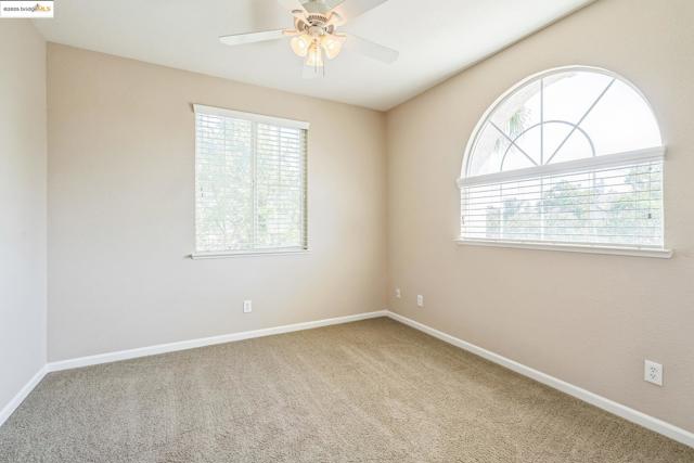 2665 Torrey Pines Dr, Brentwood CA: https://media.crmls.org/mediaz/38e65d9b-b995-428c-a119-a34abe7ece59.jpg