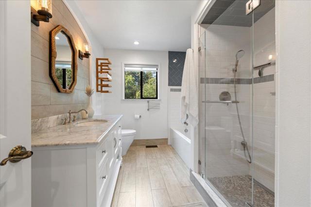 23435 Summit Road, Los Gatos CA: https://media.crmls.org/mediaz/38e67d1e-2e20-4a4d-80fe-d84dc2cc17ba.jpg