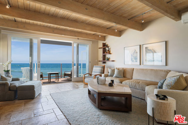 11770 Pacific Coast Highway, Malibu CA: https://media.crmls.org/mediaz/38e79474-e97c-4e08-943c-1a67be488a60.jpg