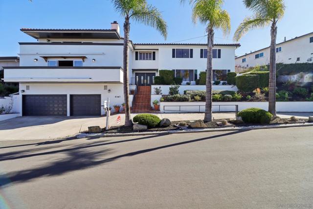 4367 Summit Dr, La Mesa CA: https://media.crmls.org/mediaz/38e7de1d-b9a5-43d1-853e-37aca034ea8a.jpg