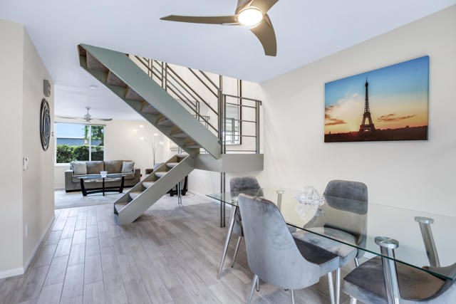 2274 N Indian Canyon Drive, Palm Springs CA: https://media.crmls.org/mediaz/38e875f0-5f36-4e6c-8103-d9f901a7ac29.jpg