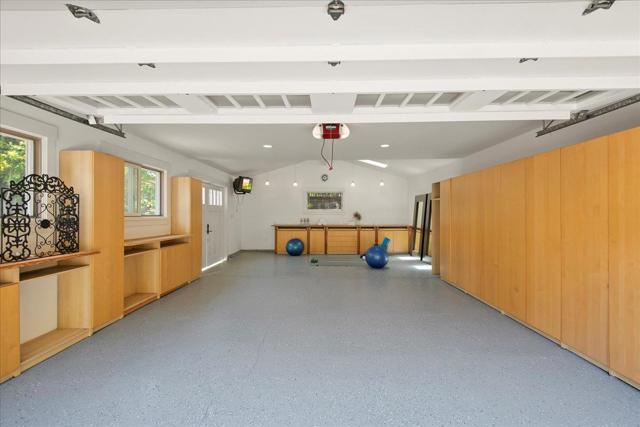 52 Myrtle Street, Redwood City CA: https://media.crmls.org/mediaz/38e8b441-3caa-4c32-9a4a-7f9802ac8e5c.jpg