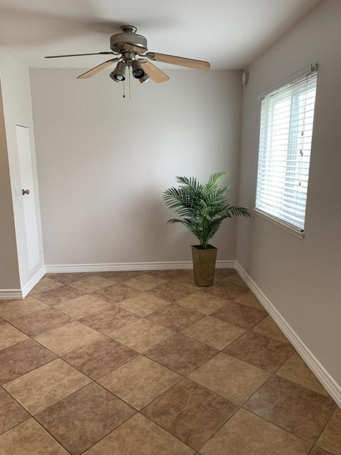 Image 12 of 26 For 72534 Edgehill Drive 2