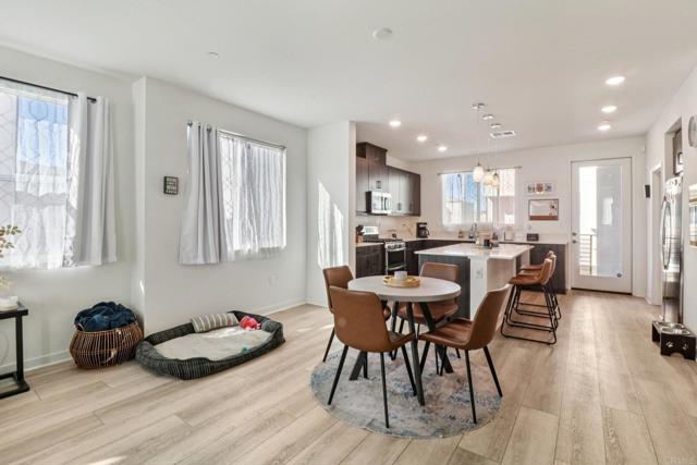 Detail Gallery Image 7 of 35 For 1650 Waterside Dr #129,  San Diego,  CA 92154 - 4 Beds | 3/1 Baths