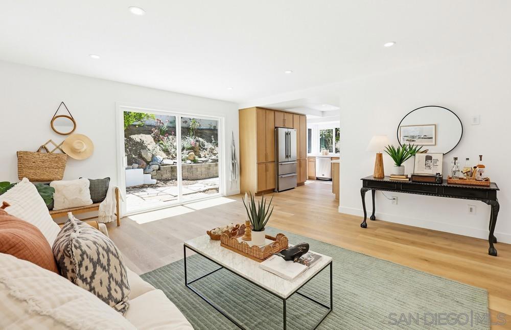 725 Santa Florencia - photo 19