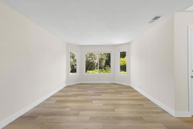 1217 Monte Vista Dr, Vista CA: https://media.crmls.org/mediaz/38eb276c-8352-45bd-9b0e-a3fd0ee4ea52.jpg