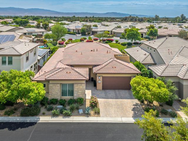 51482 Longmeadow Street, Indio CA: https://media.crmls.org/mediaz/38ed2a90-7dc7-41ed-92ea-7e6204876581.jpg
