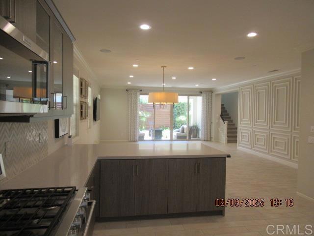 1008 Camino Prado, Chula Vista CA: https://media.crmls.org/mediaz/38ed3a6c-2a3f-4ce8-a7c1-5aa7de570d8e.jpg