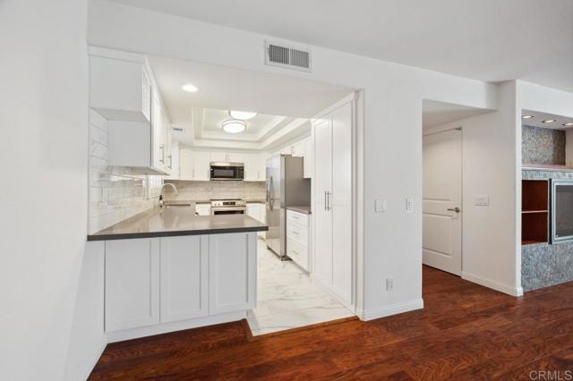 3519 Andrews Street, San Diego CA: https://media.crmls.org/mediaz/38edb1c9-1aeb-4276-b776-43ca595662bf.jpg