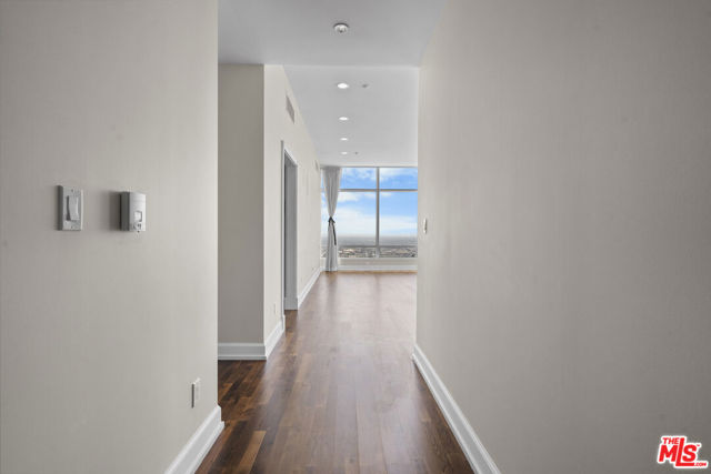 900 W Olympic Boulevard, Los Angeles CA: https://media.crmls.org/mediaz/38ee101e-435a-4ad3-bfdb-adc365f8be58.jpg