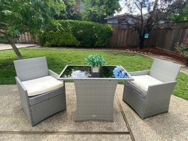 1408 Birch Avenue, San Mateo CA: https://media.crmls.org/mediaz/38eee4e1-a55a-40a3-a3e3-3822bd71c9af.jpg